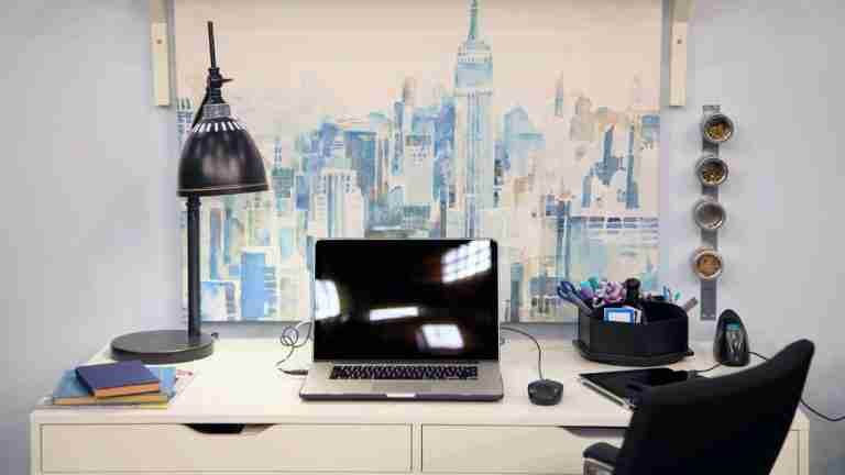 Quintessence of Organized Office Spaces