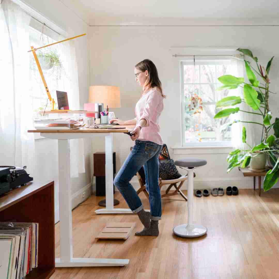 Standing Desks: The Versatile Solution