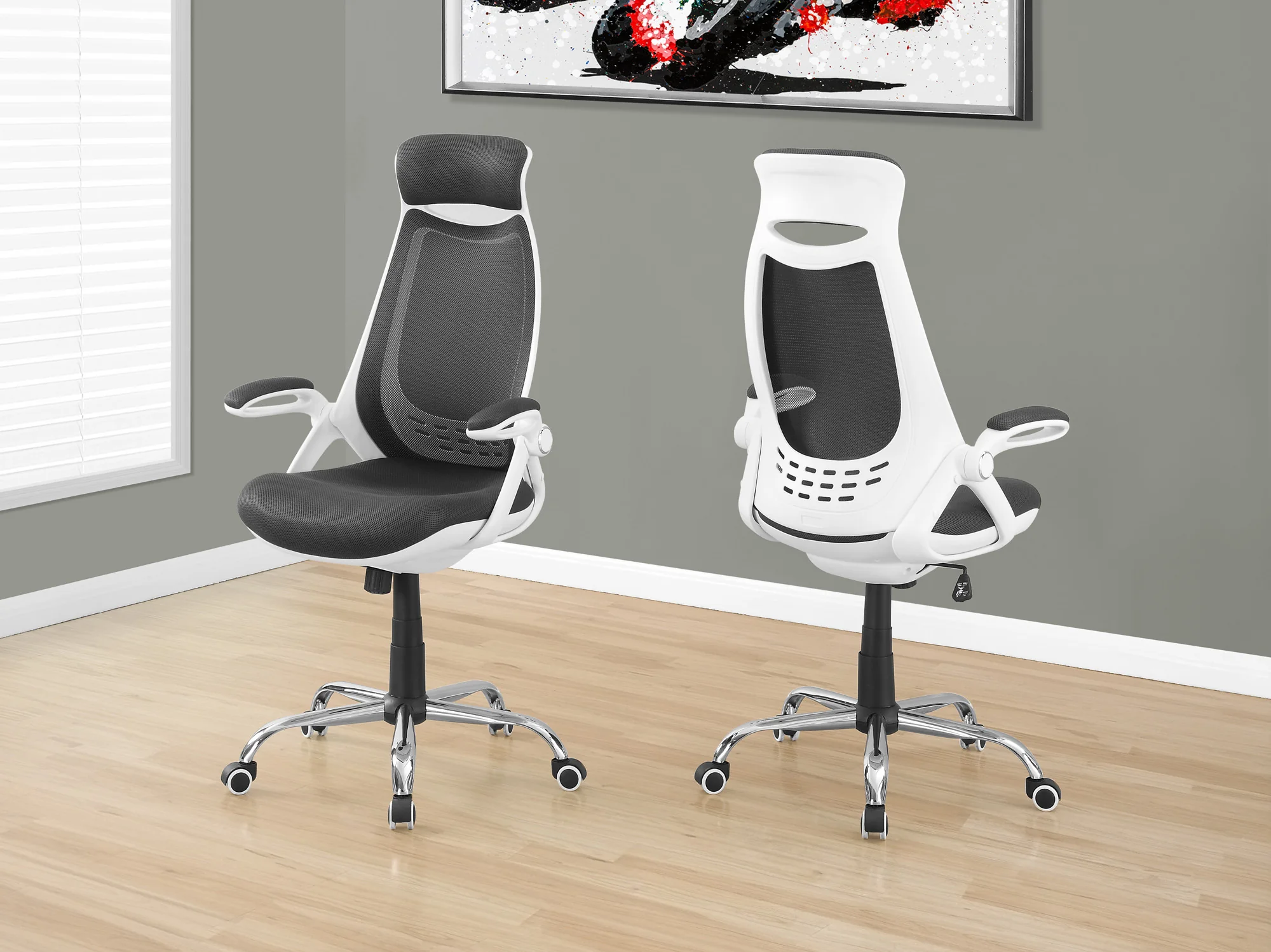Эстетические эргономичные офисные стулья